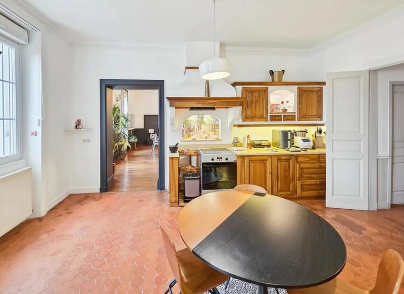 Appartement - 197 m² - 5 pièces