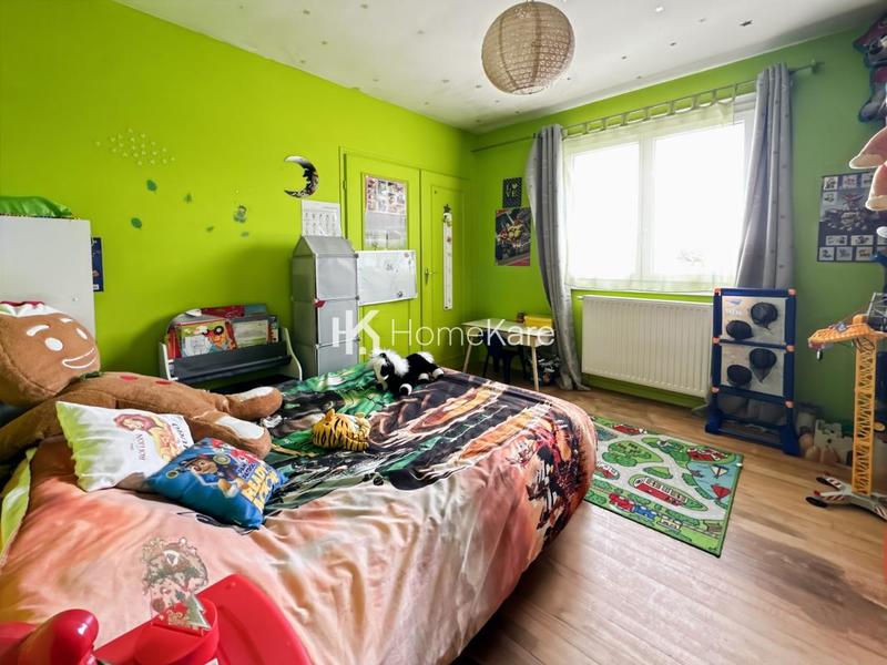 Maison - 110 m² - 4 pièces