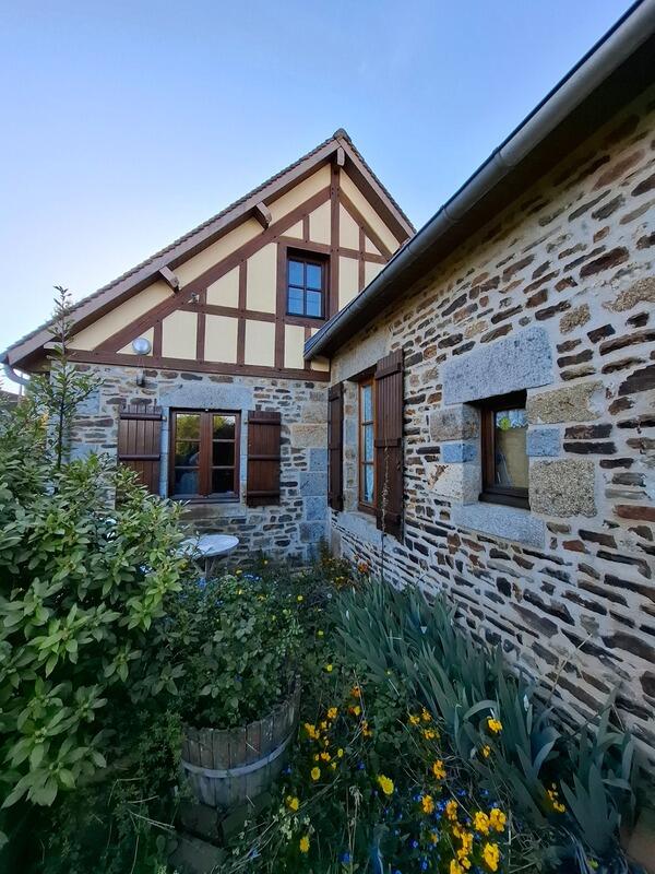 Maison en pierre - 110 m² - 3 pièces