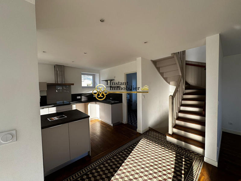 Maison - 105 m² - 6 pièces