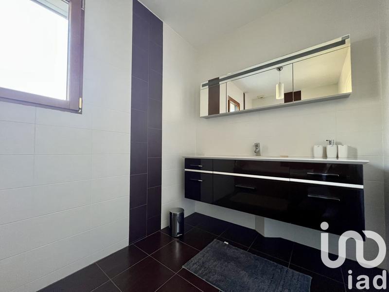 Maison - 296 m² - 8 pièces