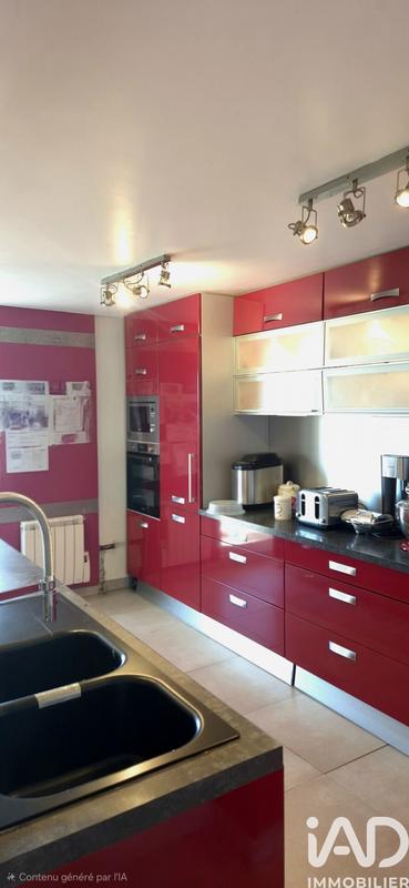 Appartement - 80 m² - 4 pièces