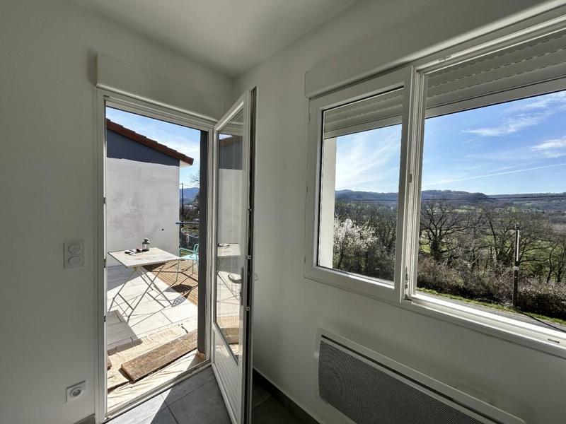 Maison - 130 m² - 8 pièces