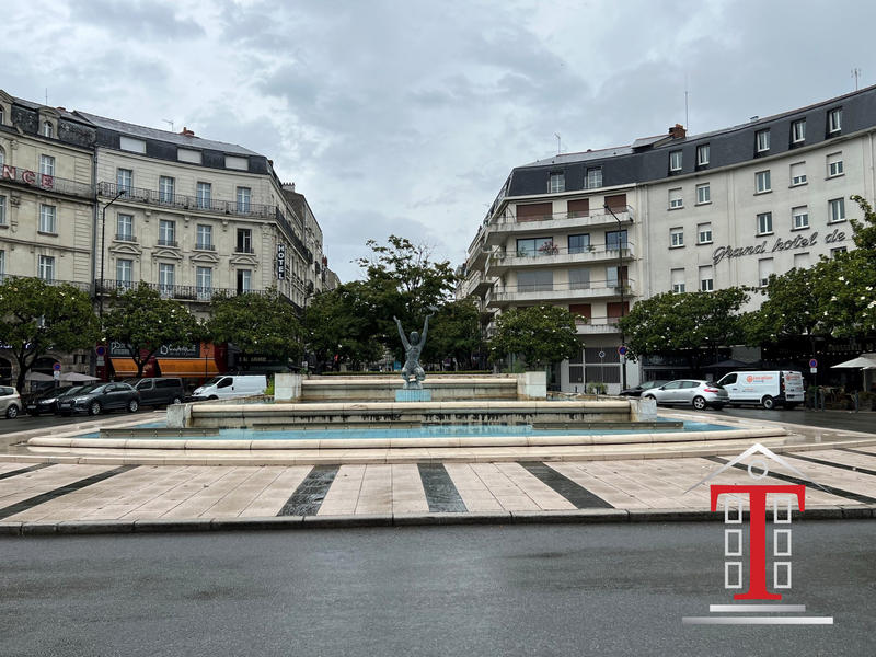 Local commercial - 347 m²