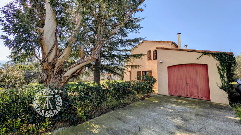 Villa - 156 m² - 5 pièces