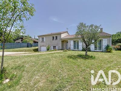 Maison - 120 m² - 4 pièces