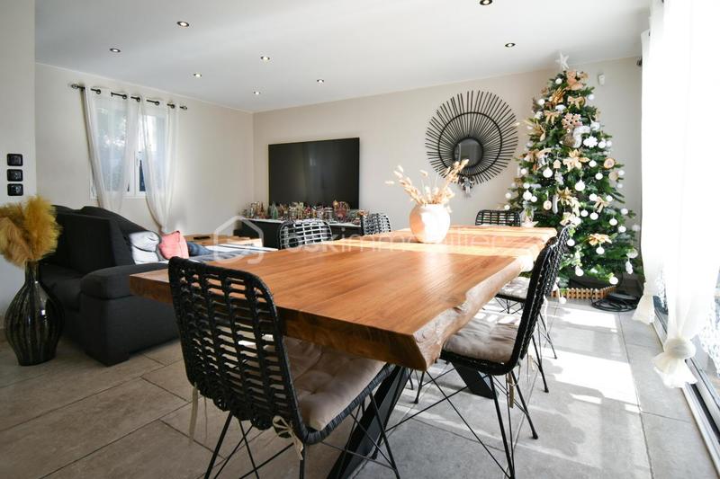 Maison - 101 m² - 4 pièces