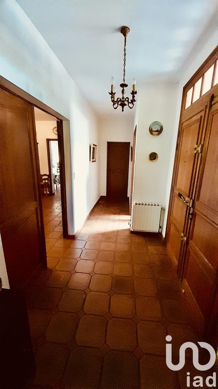 Maison - 206 m² - 9 pièces