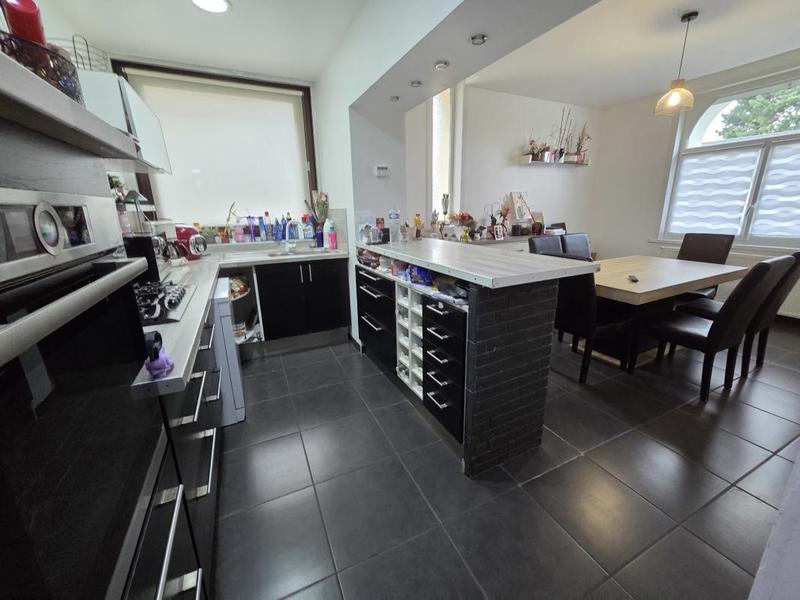 Maison de ville - 93 m² - 5 pièces