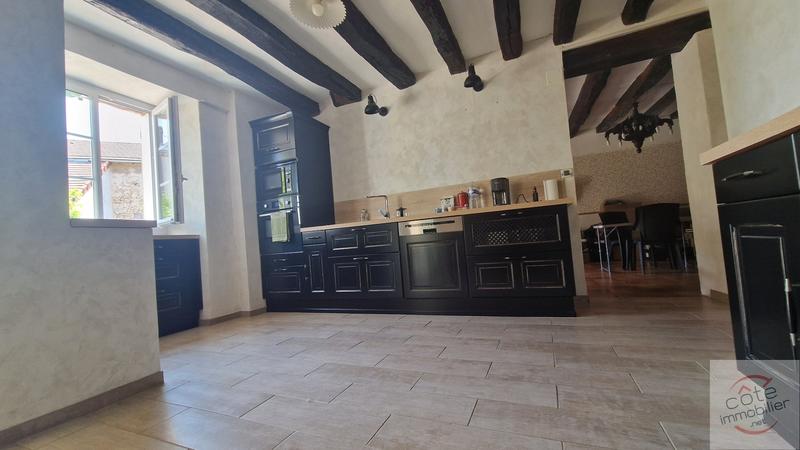 Maison - 169 m² - 5 pièces