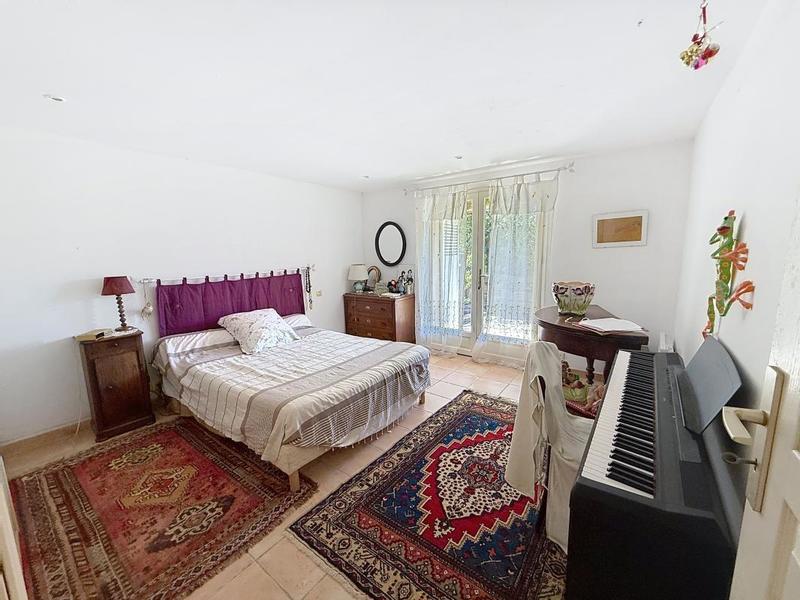 Maison - 177 m² - 7 pièces