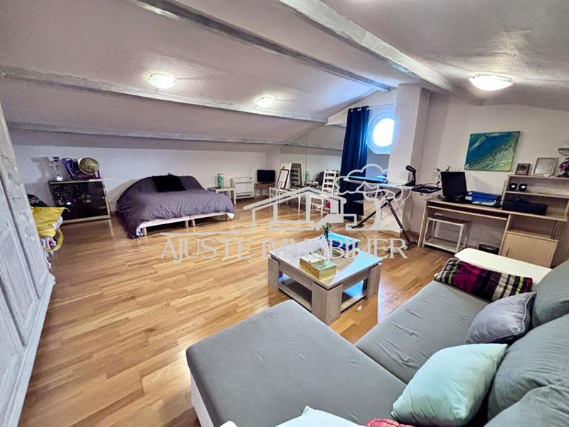 Maison traditionnelle - 170 m² - 4 pièces