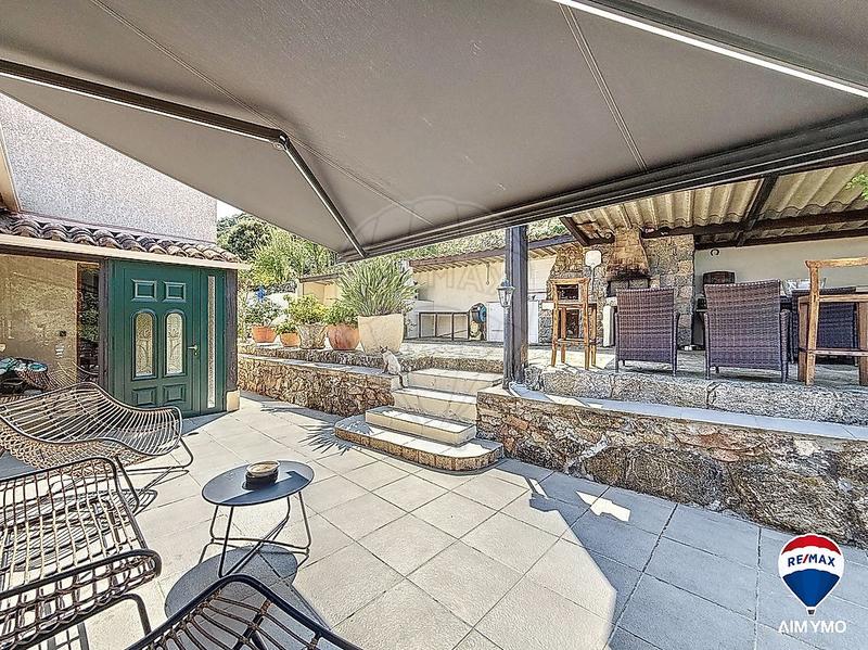 Villa - 179 m² - 6 pièces