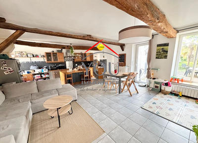Maison - 133 m² - 6 pièces