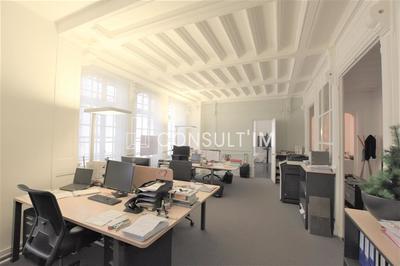 Bureau - 93 m²