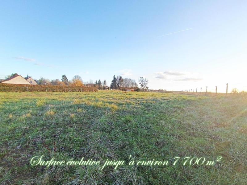 Terrain constructible - 714 m²