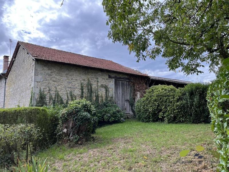 Maison - 92 m² - 5 pièces