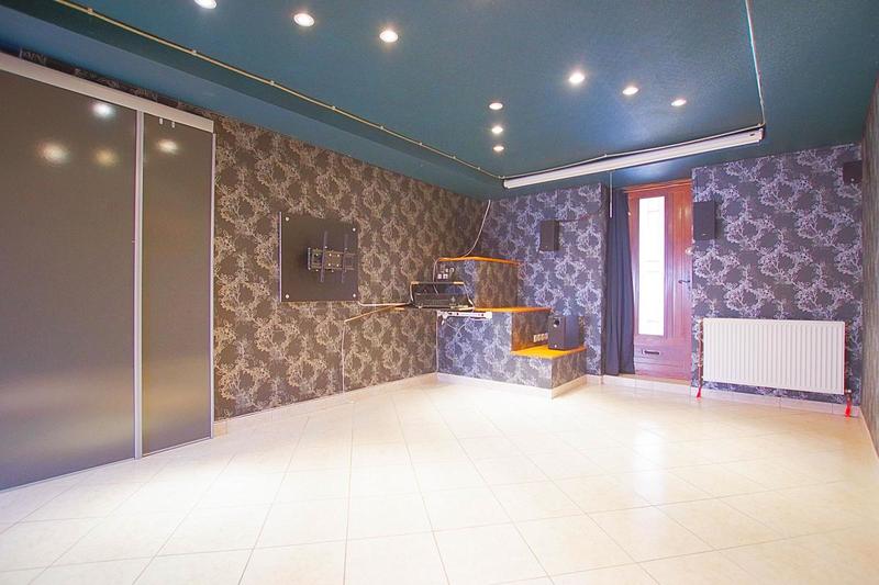 Maison - 140 m² - 7 pièces