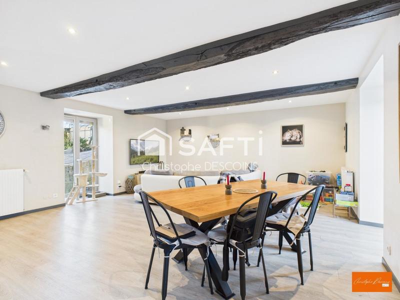 Maison - 105 m² - 5 pièces