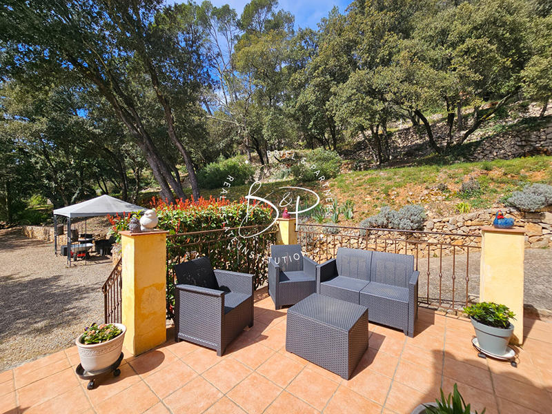 Maison - 146 m² - 6 pièces