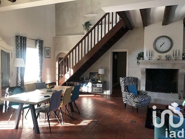 Maison - 194 m² - 6 pièces