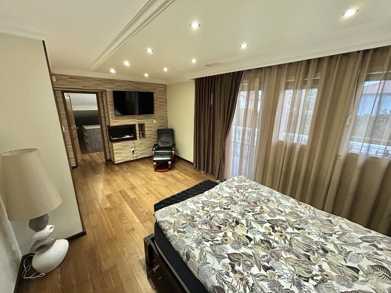 Maison - 182 m² - 7 pièces