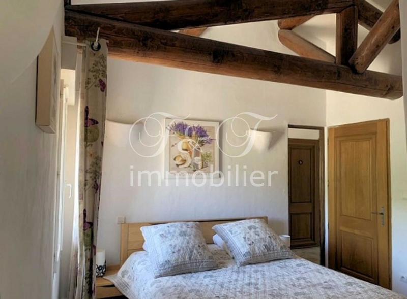 Propriété - 550 m² - 17 pièces