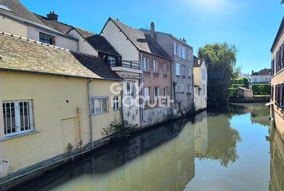 Appartement - 75 m² - 3 pièces