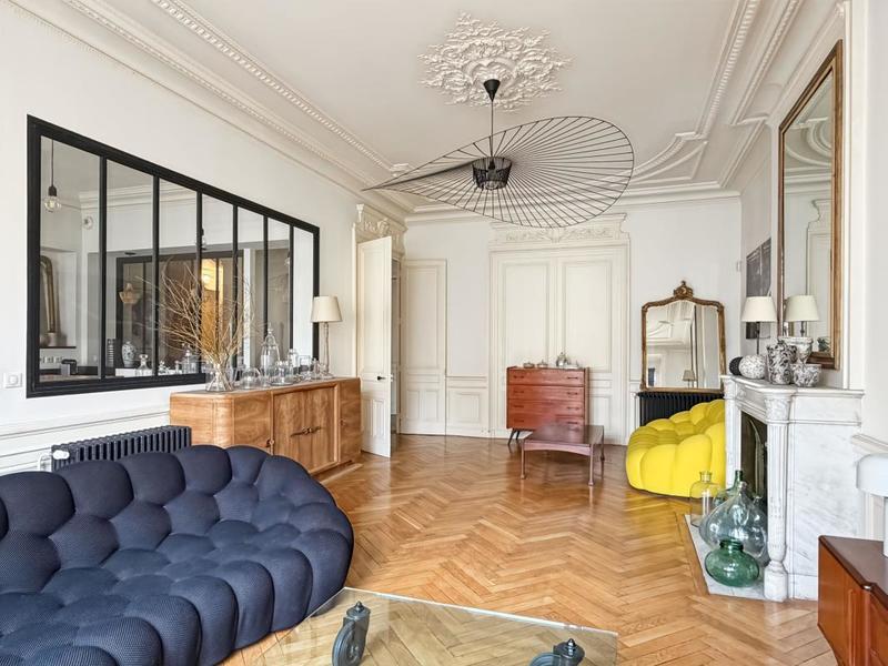 Appartement - 145 m² - 4 pièces