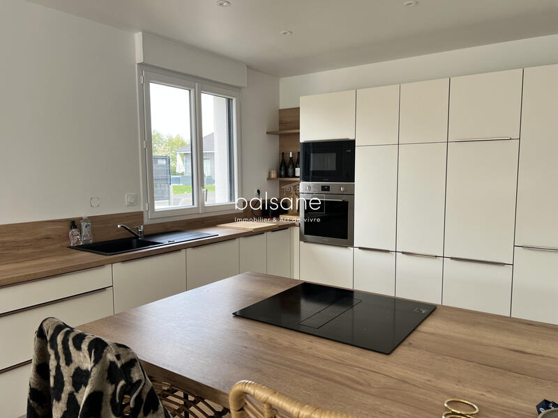 Maison - 130 m² - 6 pièces