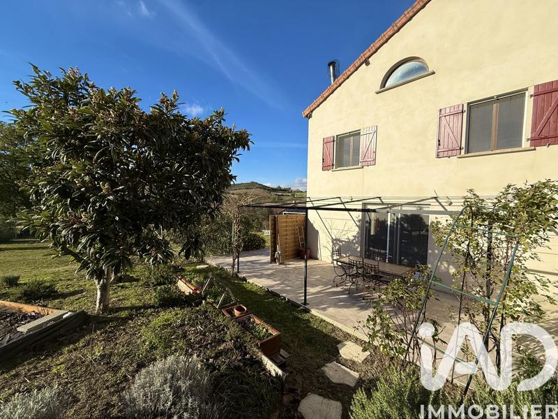 Maison - 140 m² - 6 pièces