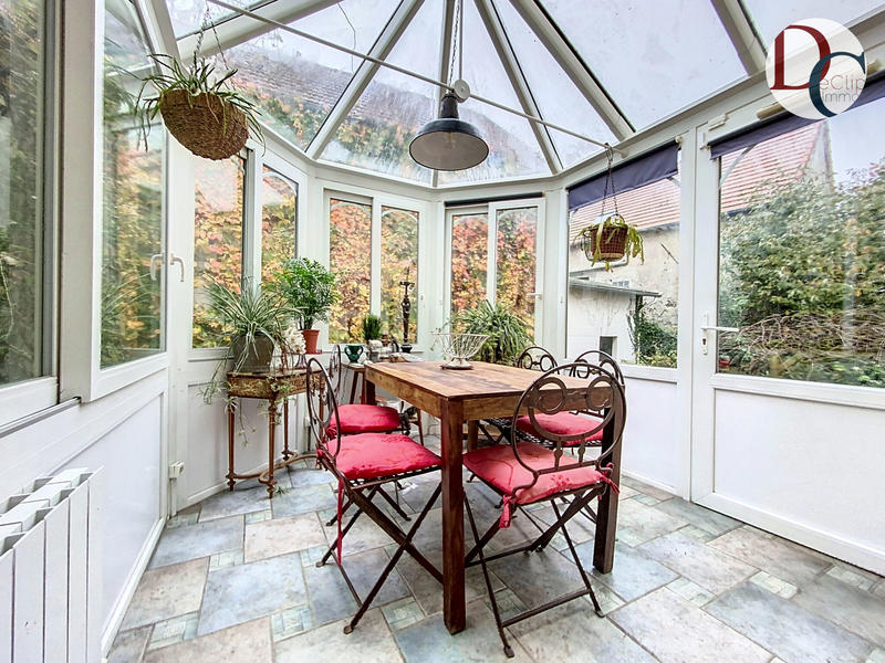 Maison - 185 m² - 9 pièces