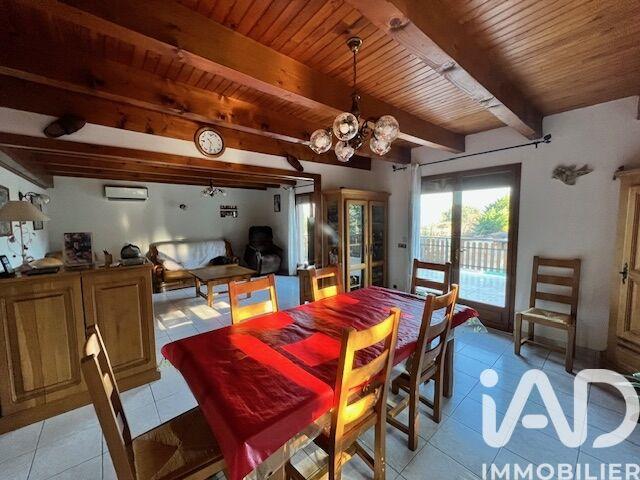 Maison - 315 m² - 7 pièces