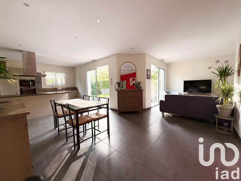 Maison - 100 m² - 4 pièces