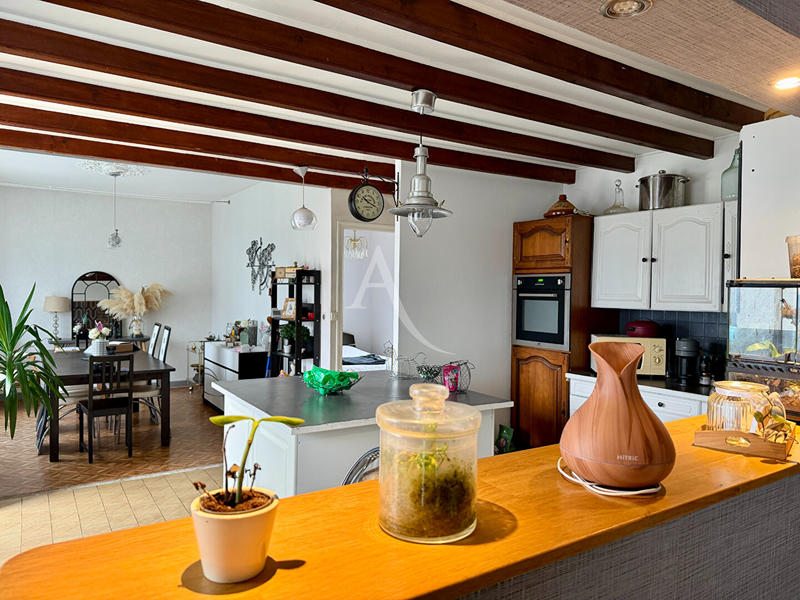 Maison - 128 m² - 7 pièces