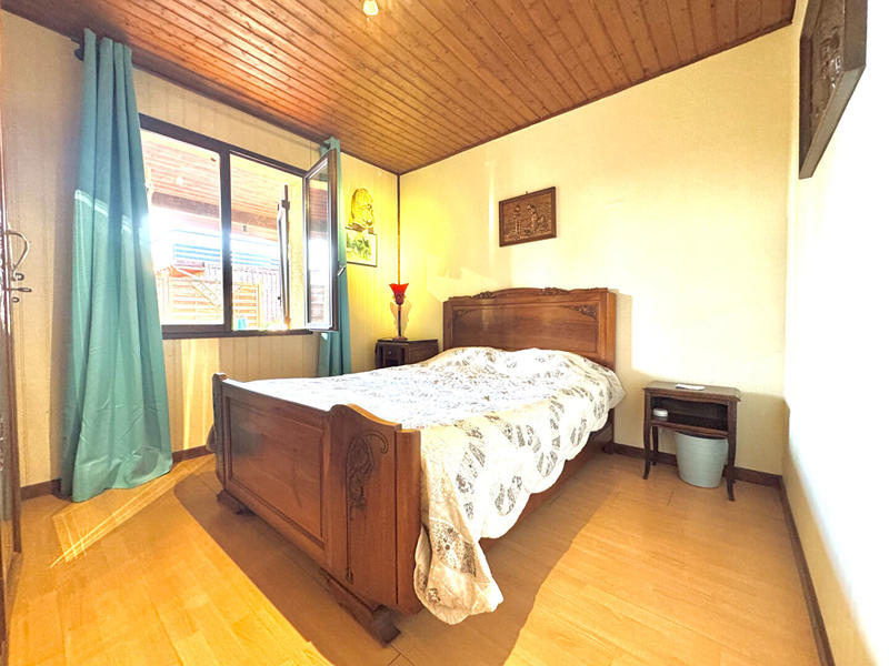 Maison - 190 m² - 9 pièces