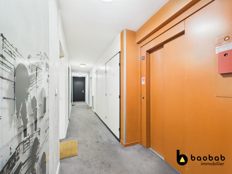 Appartement - 90 m² - 4 pièces