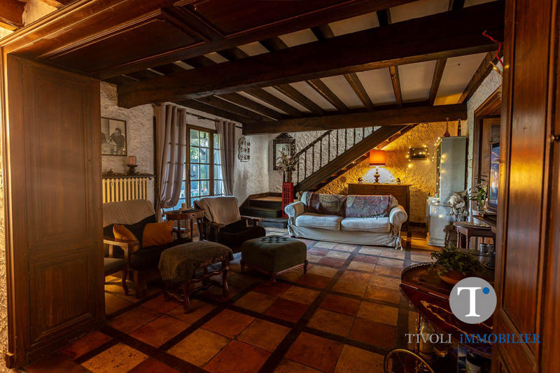 Maison ancienne - 190 m² - 6 pièces