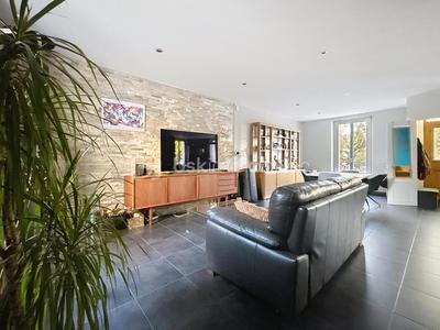 Maison - 125 m² - 6 pièces