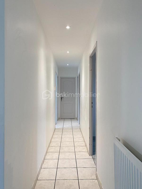 Maison traditionnelle - 110 m² - 4 pièces