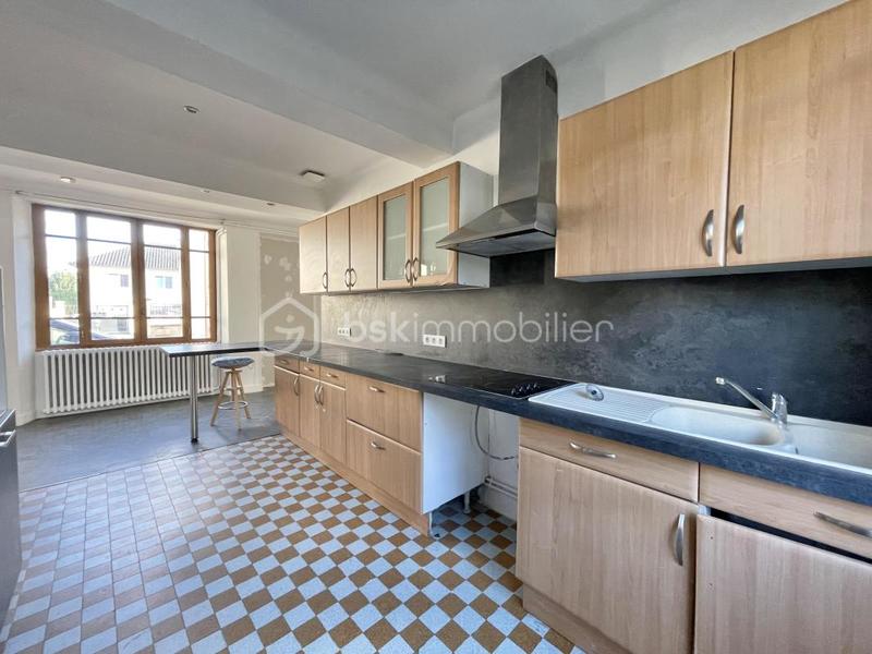 Maison de village - 80 m² - 5 pièces