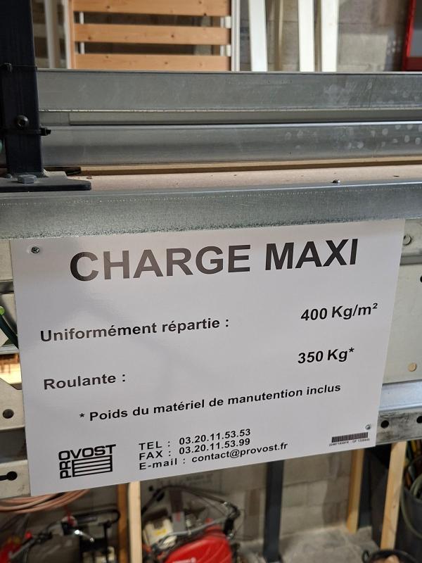 Entrepôt - 91 m² - 2 pièces