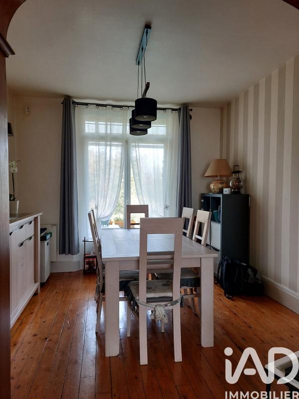 Maison - 93 m² - 5 pièces