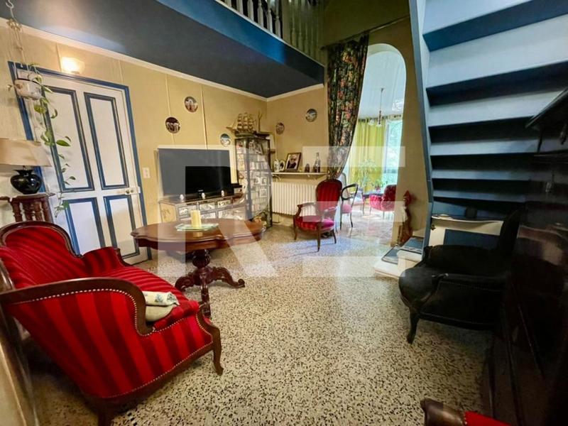 Maison bourgeoise - 138 m² - 8 pièces