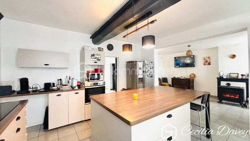 Propriété - 160 m² - 6 pièces