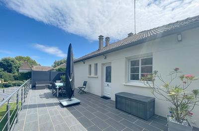 Pavillon - 145 m² - 6 pièces