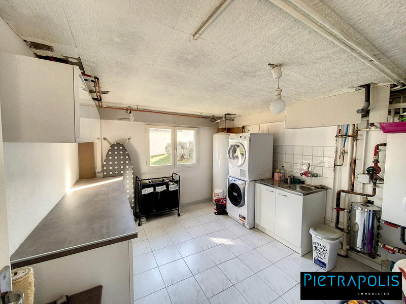 Maison - 180 m² - 7 pièces