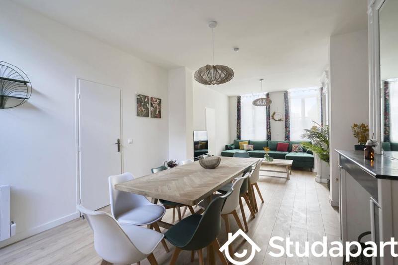 Chambre - 12 m² - 1 pièce