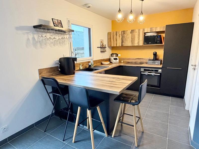 Maison - 92 m² - 5 pièces