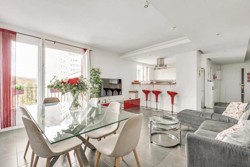 Appartement - 81 m² - 4 pièces